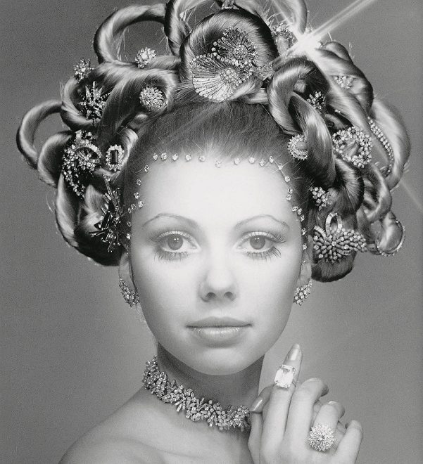 The-original-Hair-and-Jewel-created-by-Laurence-Graff-OBE-in-1970